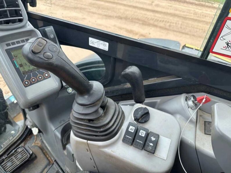 
								2020 John Deere 35G full									