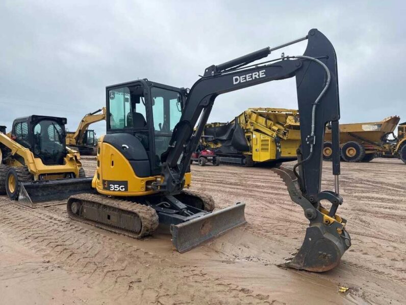 
								2020 John Deere 35G full									