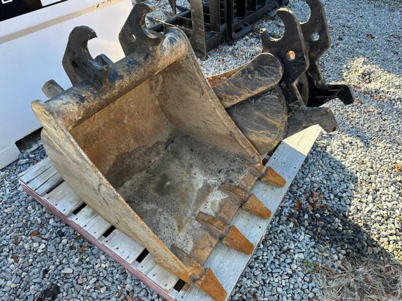 
								2020 John Deere 50G full									