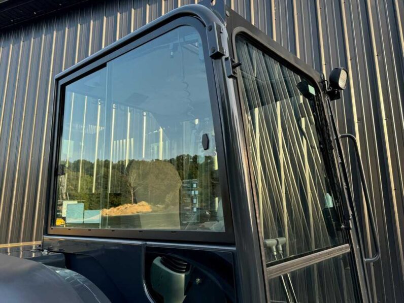 
								2021 John Deere 60G full									