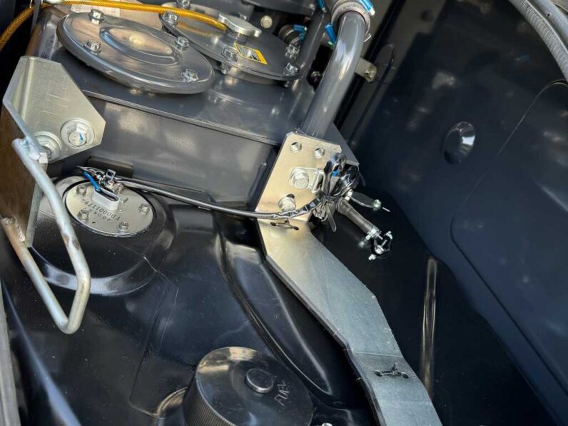 
								2021 John Deere 60G full									