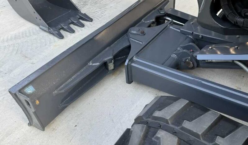 
								2021 John Deere 60G full									