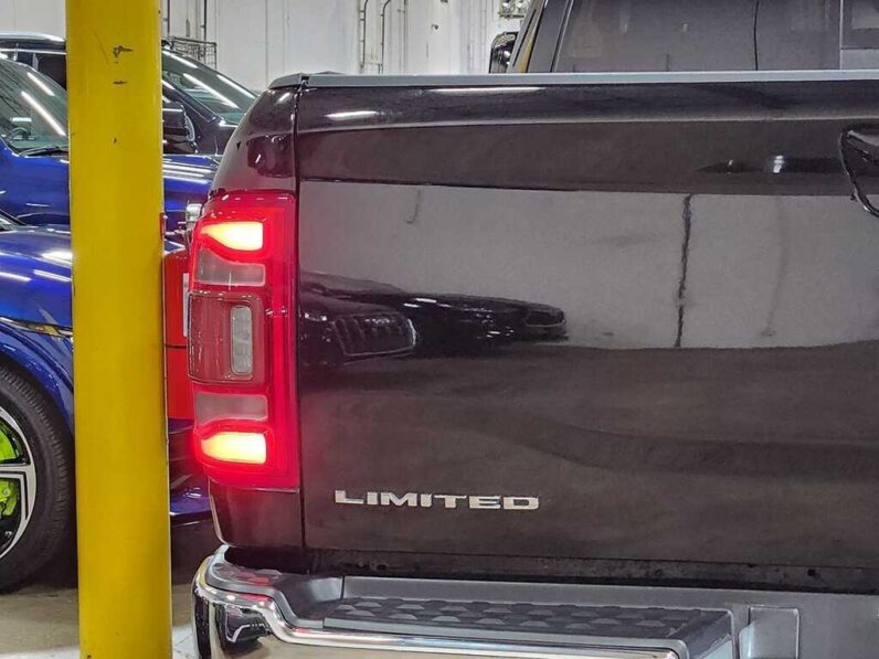 
								2021 Ram 3500 Limited full									