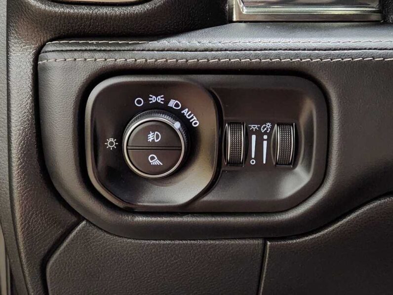 
								2021 Ram 3500 Limited full									