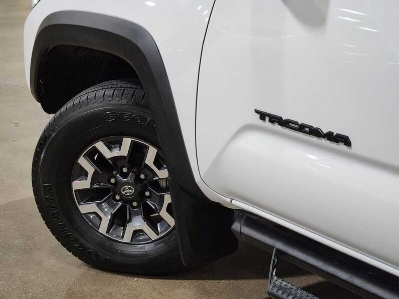 
								2021 Toyota Tacoma 4WD TRD Off Road full									