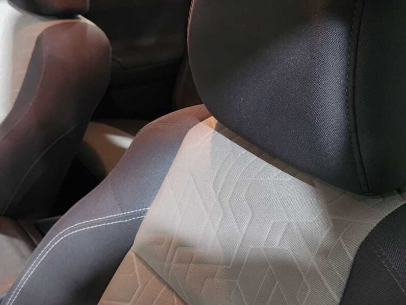 
								2021 Toyota Tacoma 4WD TRD Off Road full									