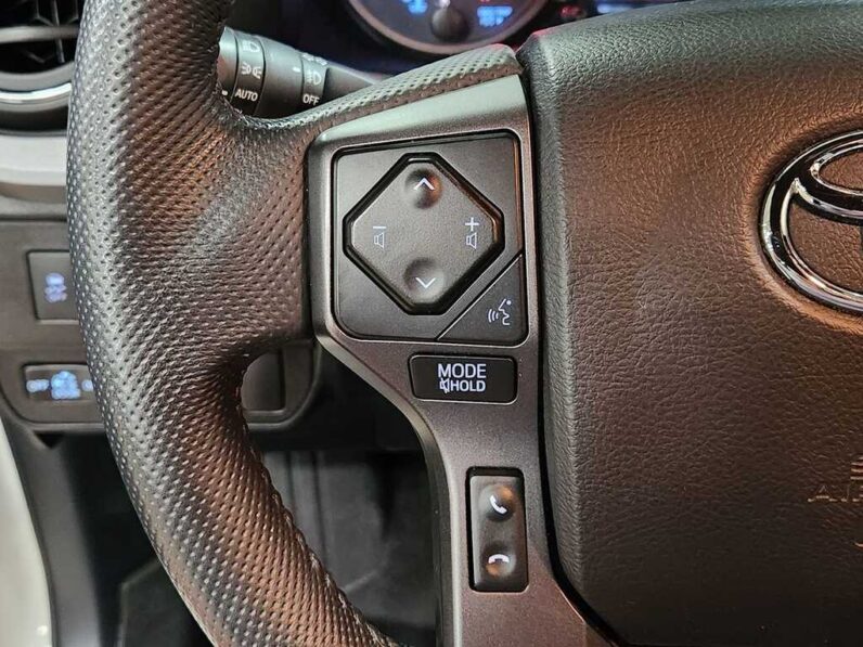 
								2021 Toyota Tacoma 4WD TRD Off Road full									