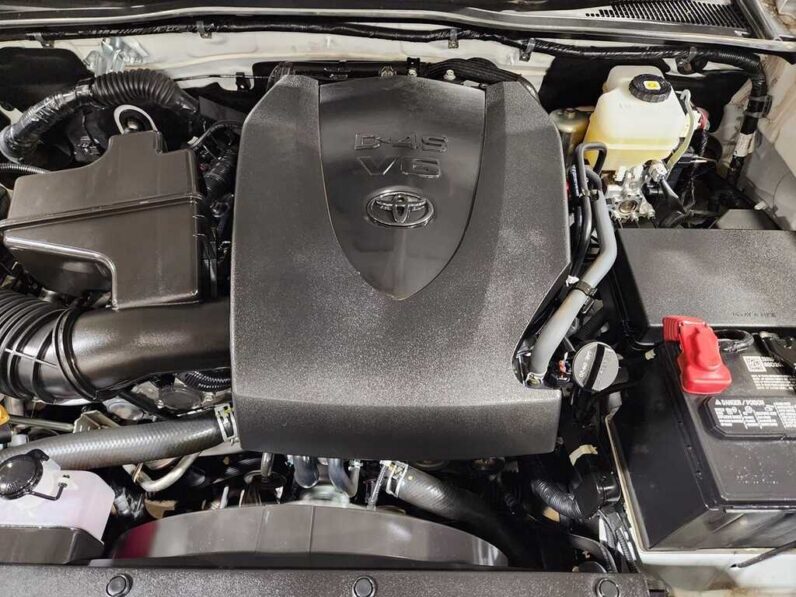 
								2021 Toyota Tacoma 4WD TRD Off Road full									