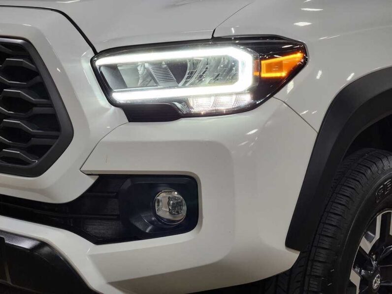 
								2021 Toyota Tacoma 4WD TRD Off Road full									