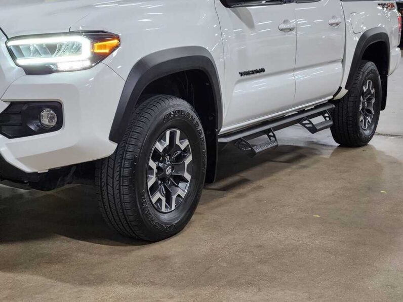 
								2021 Toyota Tacoma 4WD TRD Off Road full									