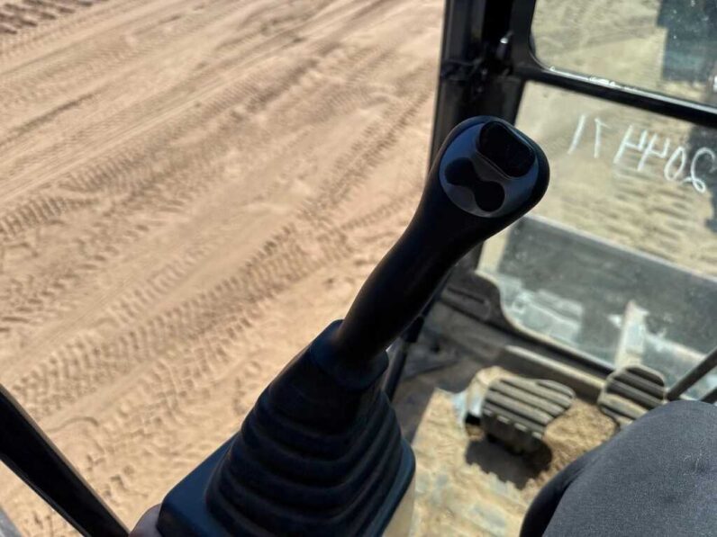 
								2022 Case CX57C full									