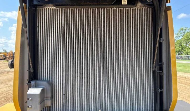 
								2022 Caterpillar 926M full									