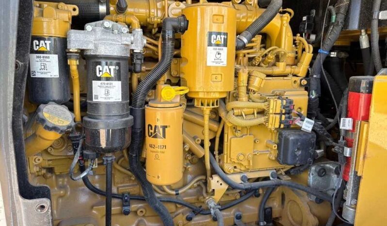 
								2022 Caterpillar 926M full									