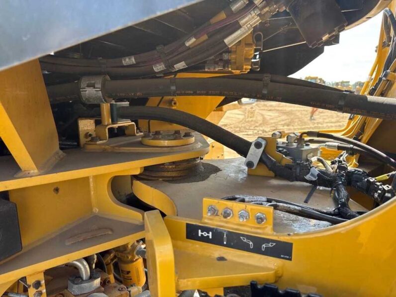 
								2022 Caterpillar 926M full									