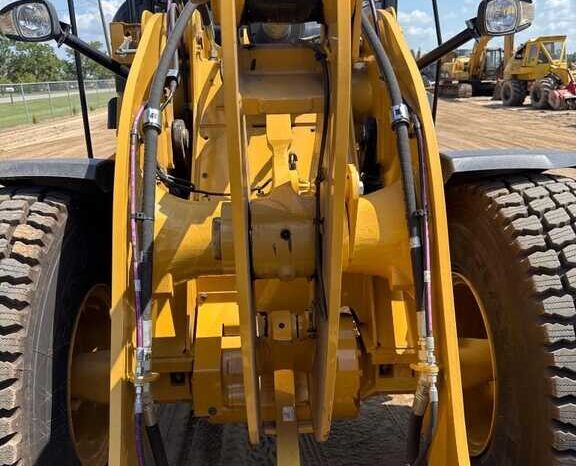 
								2022 Caterpillar 926M full									