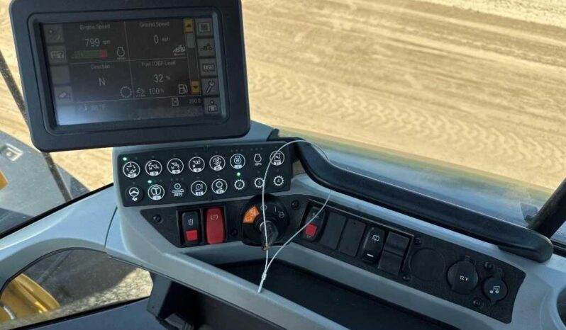 
								2022 Caterpillar 926M full									