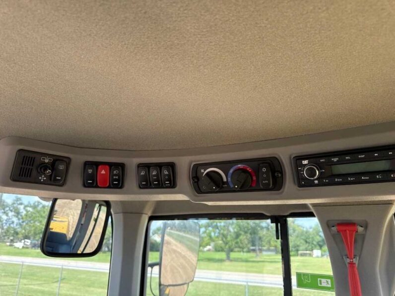 
								2022 Caterpillar 926M full									