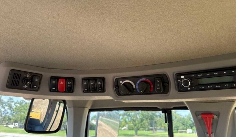 
								2022 Caterpillar 926M full									