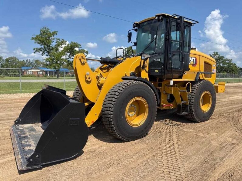 
								2022 Caterpillar 926M full									