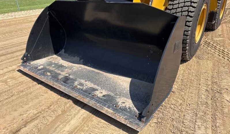 
								2022 Caterpillar 926M full									