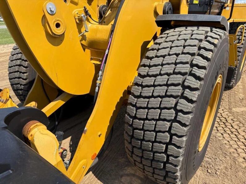 
								2022 Caterpillar 926M full									