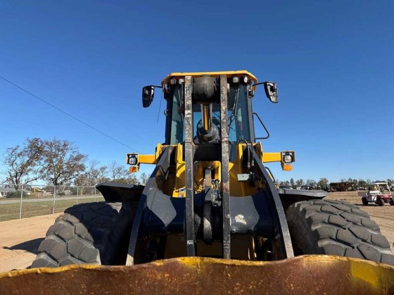 
								2022 John Deere 624 P-Tier full									