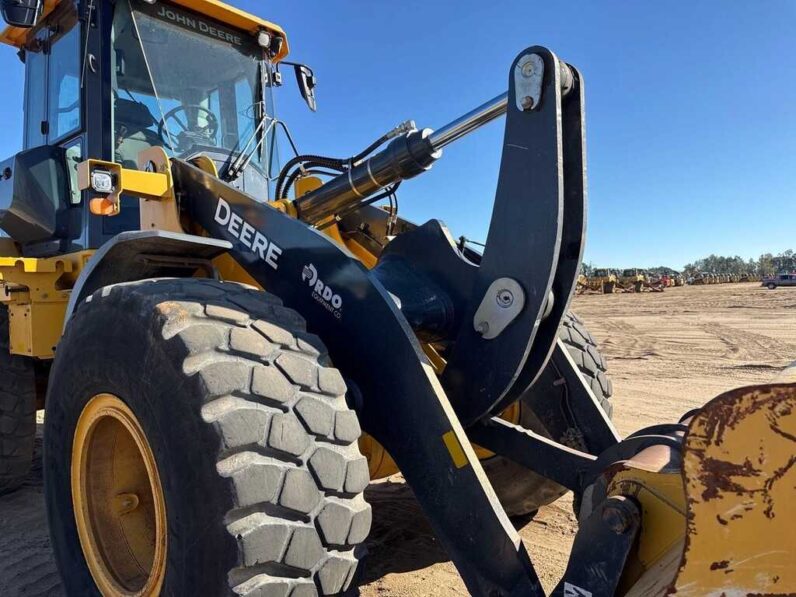 
								2022 John Deere 624 P-Tier full									