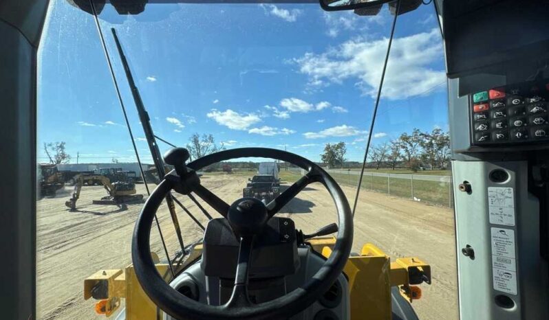 
								2022 John Deere 624 P-Tier full									