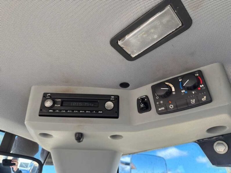 
								2022 John Deere 624 P-Tier full									