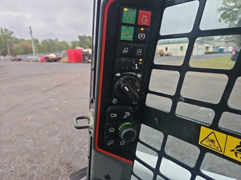 
								2023 Bobcat S64 full									