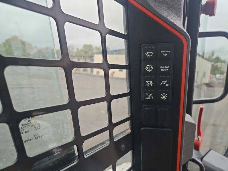 
								2023 Bobcat S64 full									