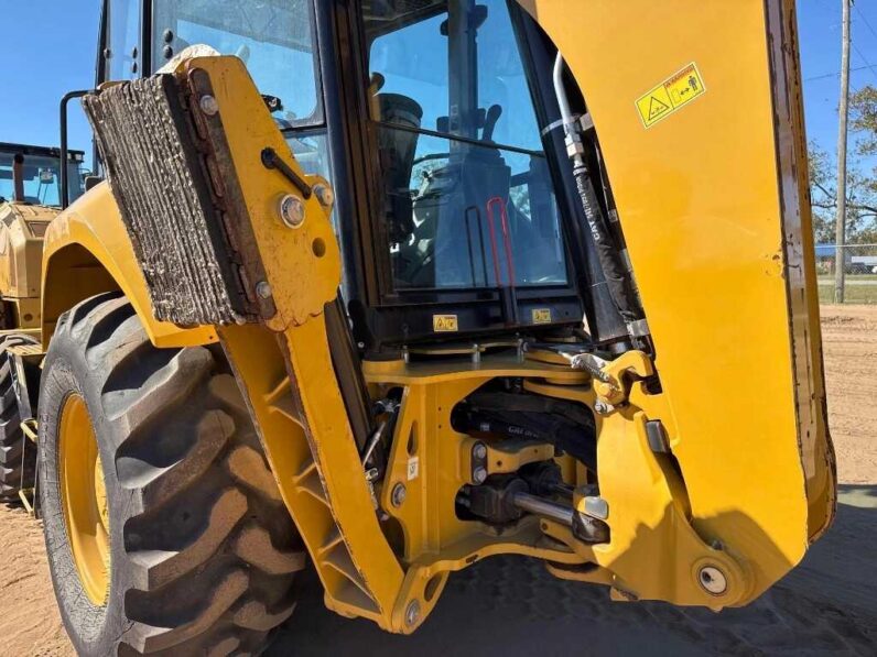 
								2023 Caterpillar 420 full									