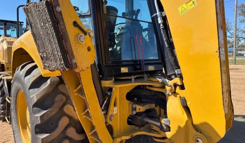 
								2023 Caterpillar 420 full									