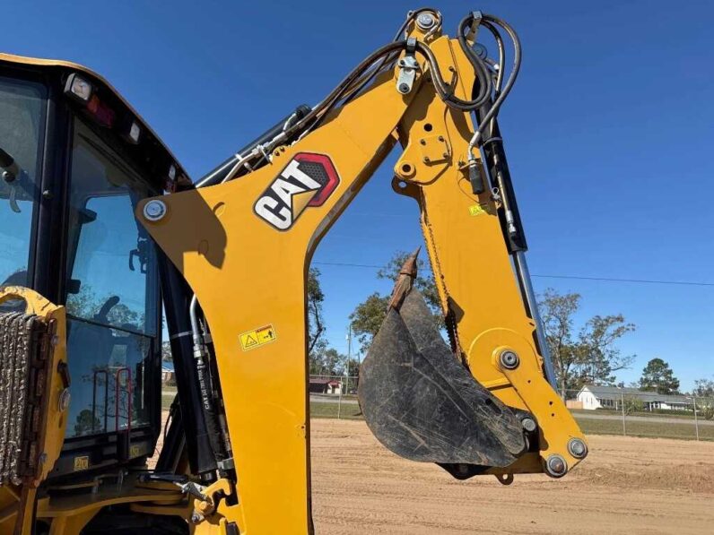 
								2023 Caterpillar 420 full									