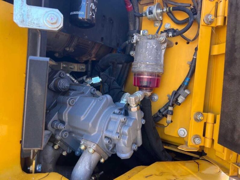 
								2020 John Deere 85G full									