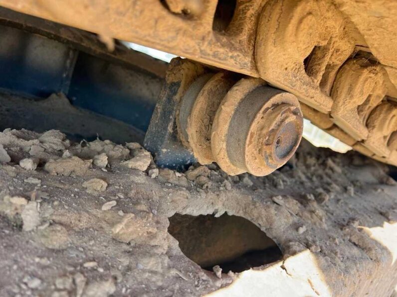 
								2020 John Deere 85G full									