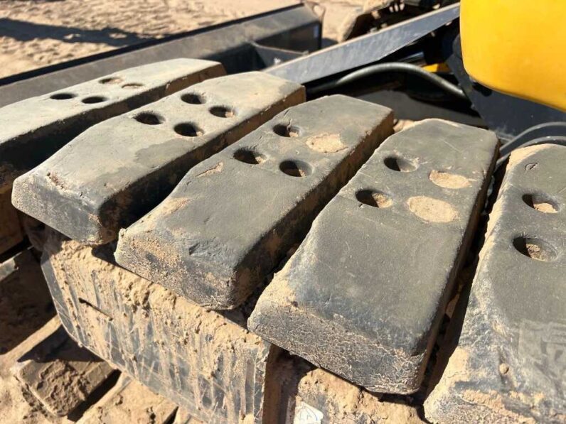 
								2020 John Deere 85G full									