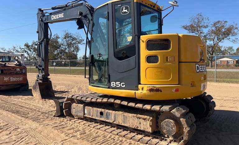 
								2020 John Deere 85G full									