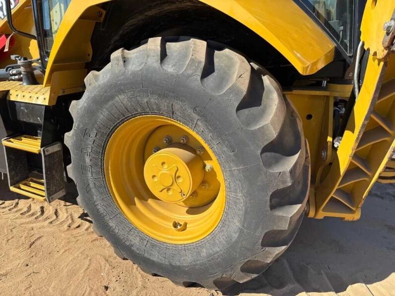 
								2023 Caterpillar 420 full									