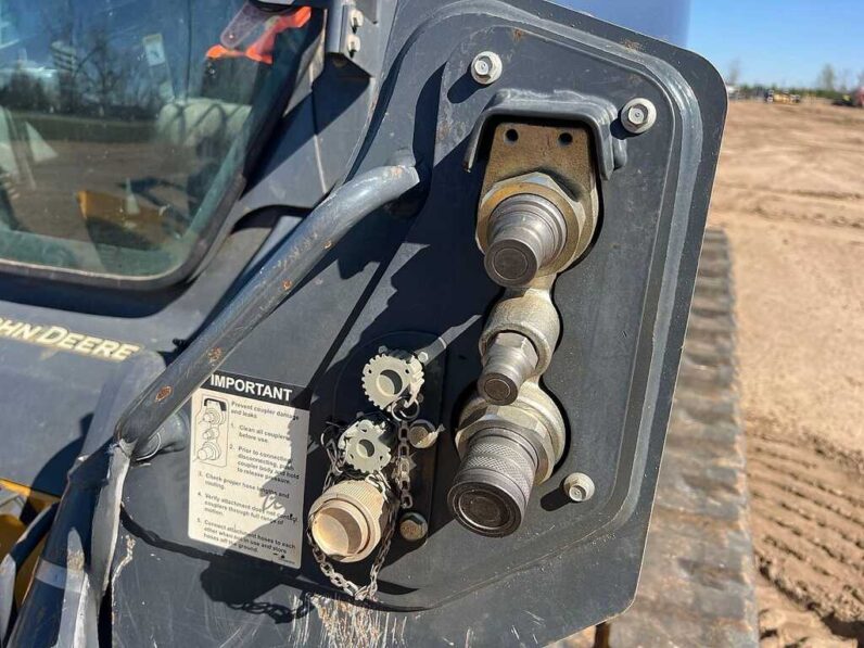 
								2023 John Deere 333G full									