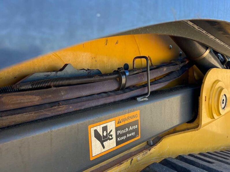 
								2023 John Deere 333G full									