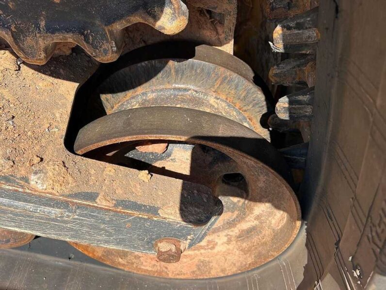 
								2023 John Deere 333G full									