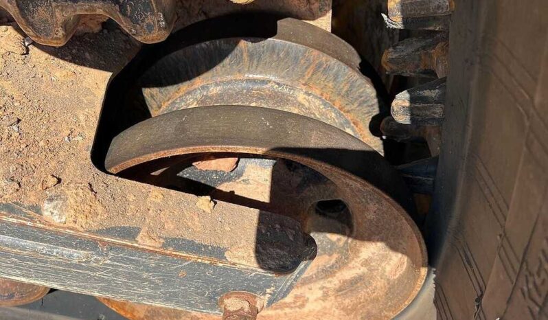 
								2023 John Deere 333G full									