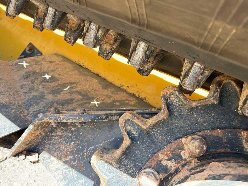 
								2023 John Deere 333G full									