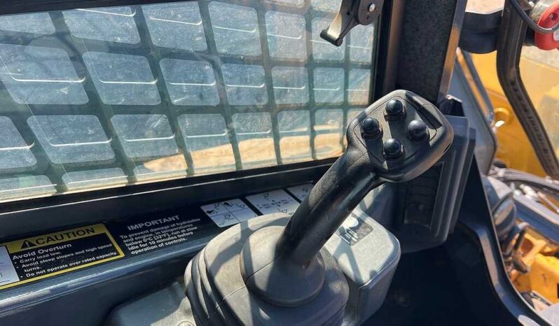 
								2023 John Deere 333G full									