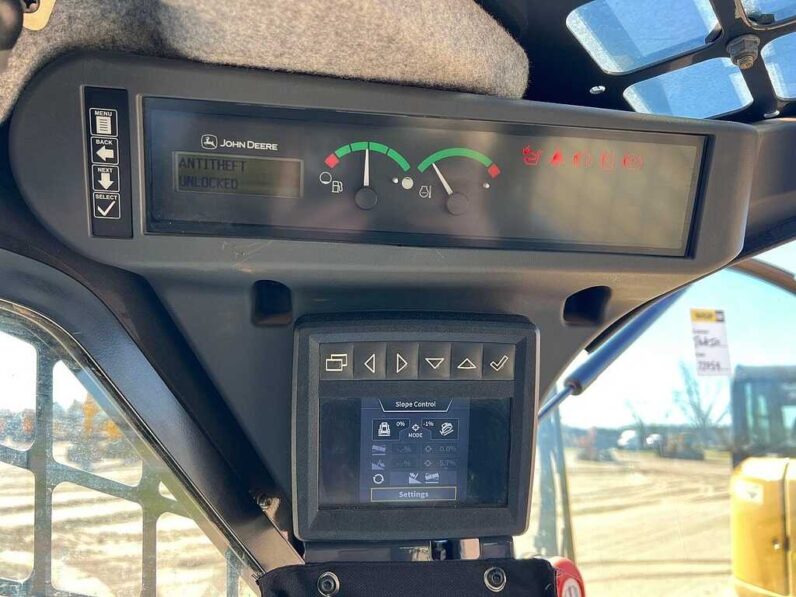 
								2023 John Deere 333G full									