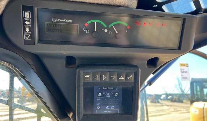 
								2023 John Deere 333G full									