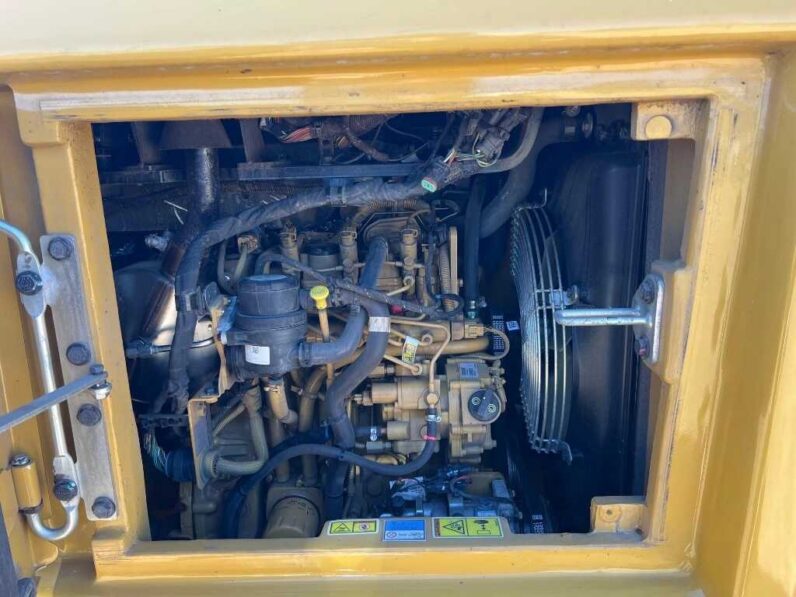 
								2024 Caterpillar 305 CR full									