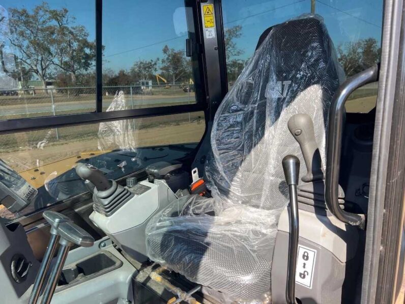 
								2024 Caterpillar 305 CR full									