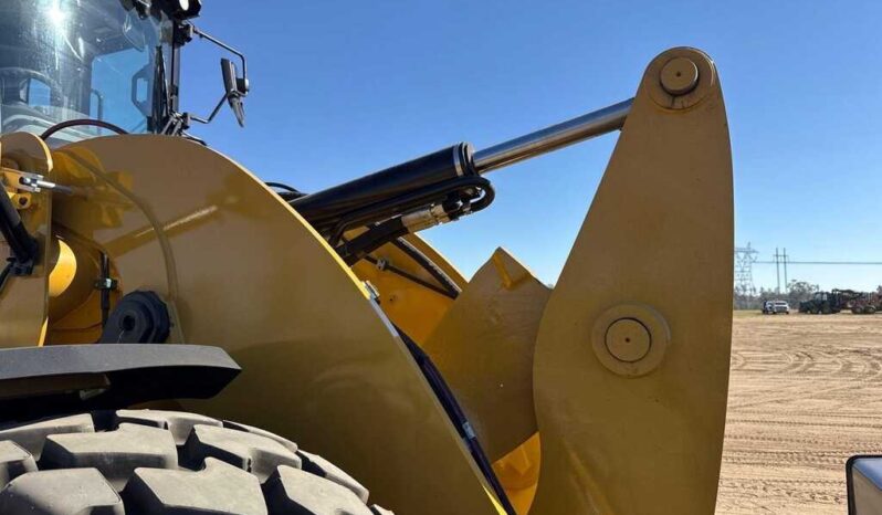 
								2024 Caterpillar 930 full									